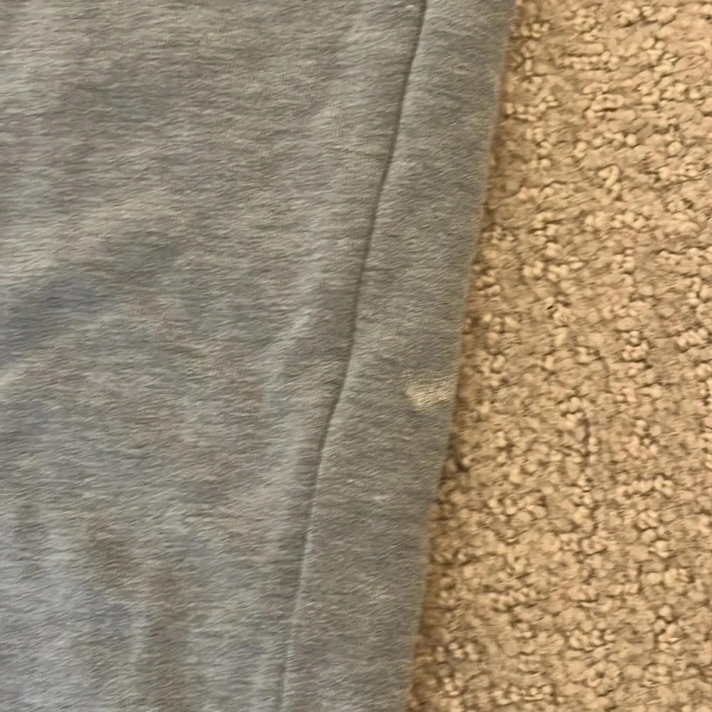 Abercrombie and Fitch grey sweatpants - Picture 2 of 7